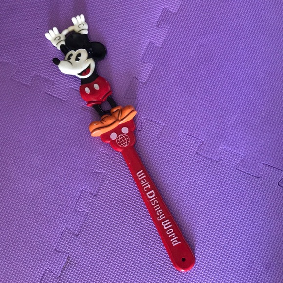 Disney Other Vintage Walt Disney World Back Scratcher Poshmark